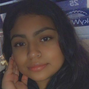 Meet your Posher, Emely